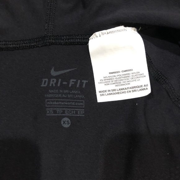 Nike Dri-fit zip up jacket - extra small - Picture 6 of 6